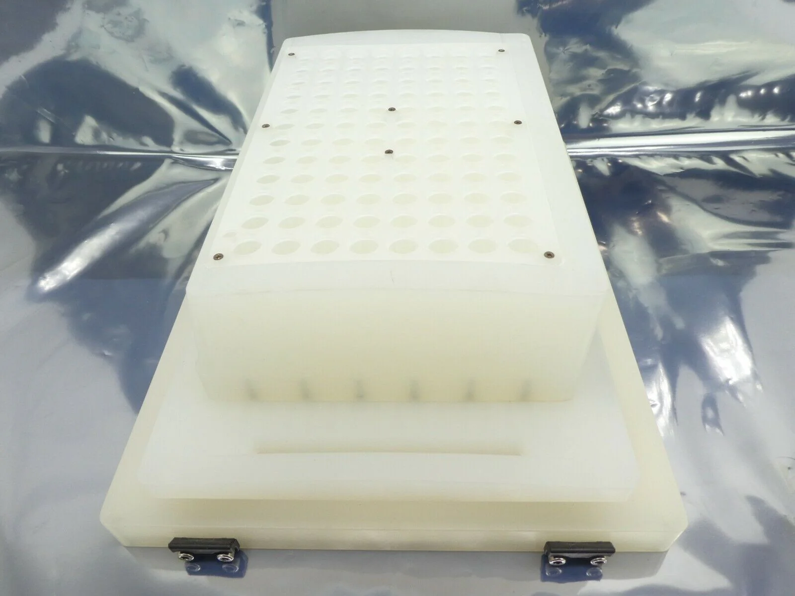 IRORI AC96-01 Cleaving Station Cleavage Block 4x24 AccuCleave-96 New Surplus - Image 9