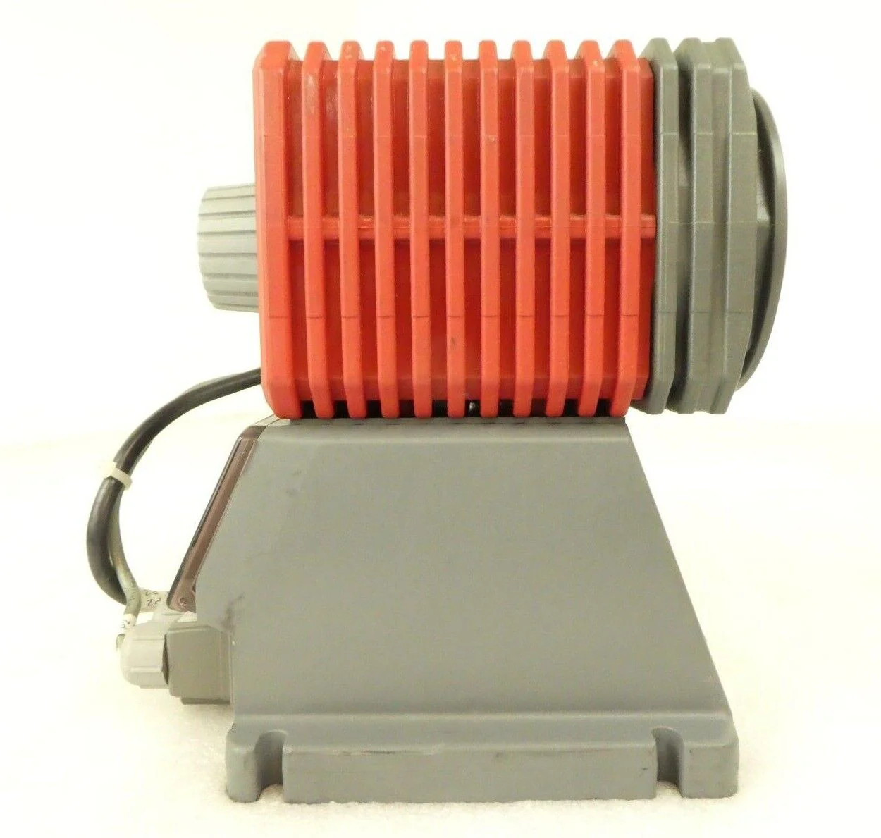 Iwaki EHE55FF-1UPE12 Magnetic Metering Pump EHC-11UPE Working Surplus - Image 5