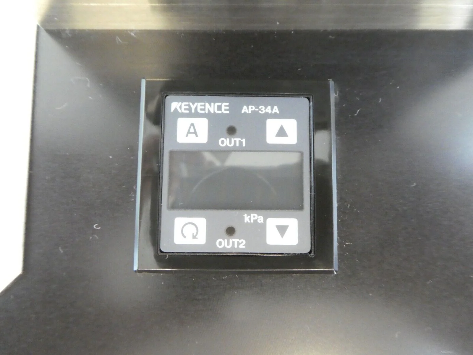 Kawasaki 3NS004S-C001 300mm Wafer Aligner Therma-Wave OPTI-PROBE OP 7341 Working - Image 7
