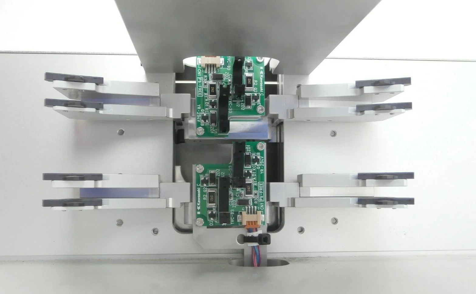 Kawasaki 3SC002S-A011 300mm Wafer Robot Transport Aligner Working Surplus - Image 9
