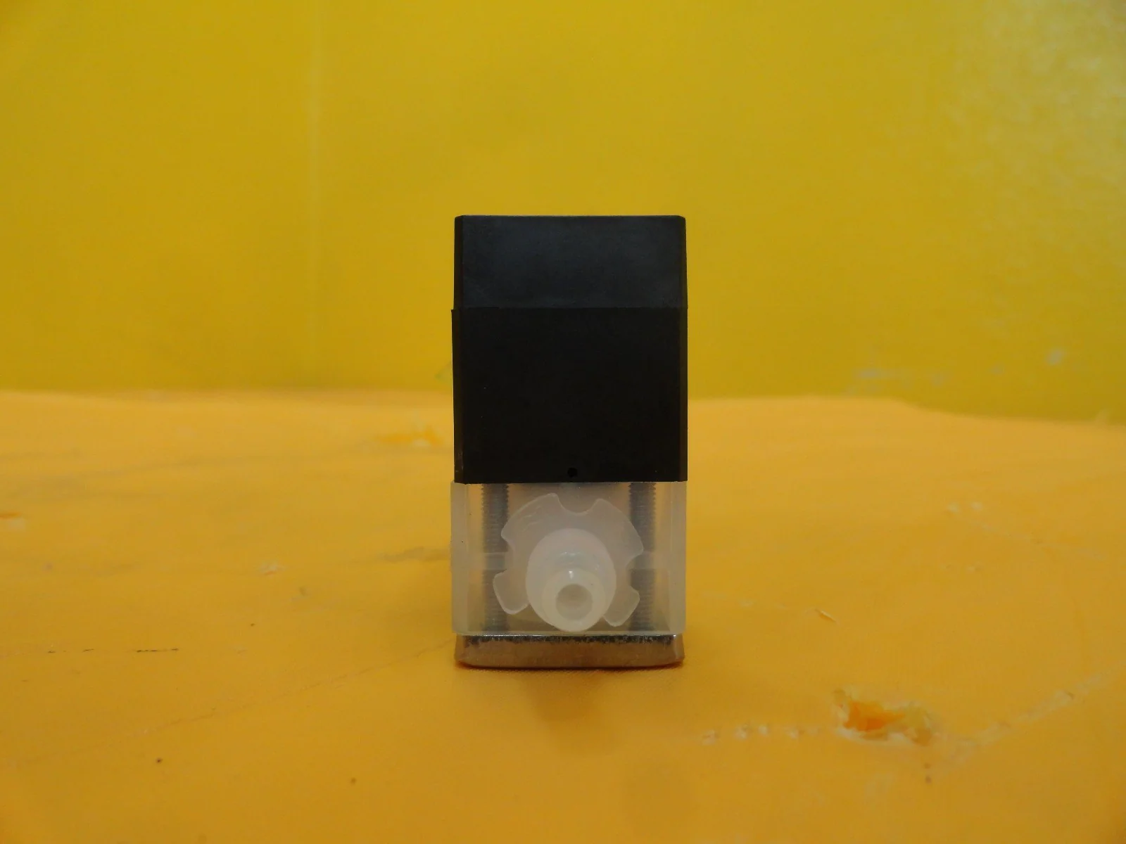 Kognel F-AVP070-3W Pneumatic Valve Reseller Lot of 10 TEL Lithius Working Spare - Image 5