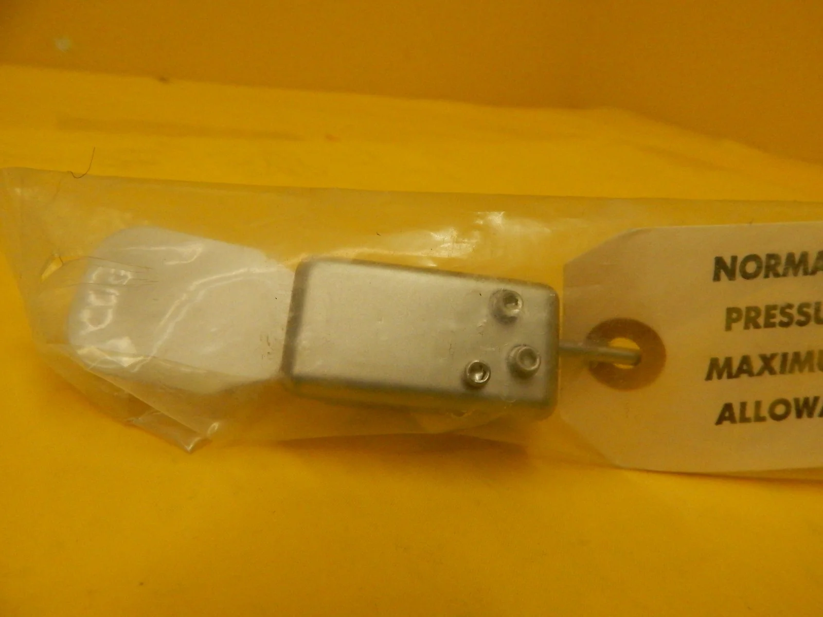 Kurt J. Lesker 750-005-G1 Sputtering Shutter Module Front Load Sensor New - Image 5