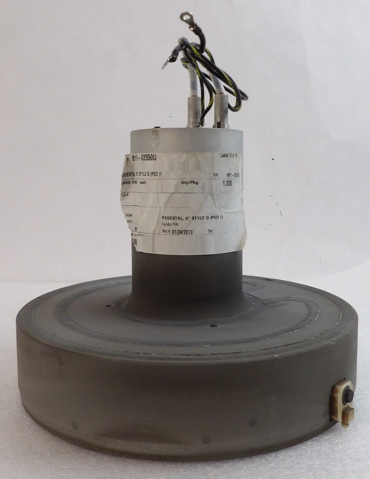 Lam Research 811-02550-00 8" 200mm Wafer Pedestal Heater PED Working Surplus - Image 2