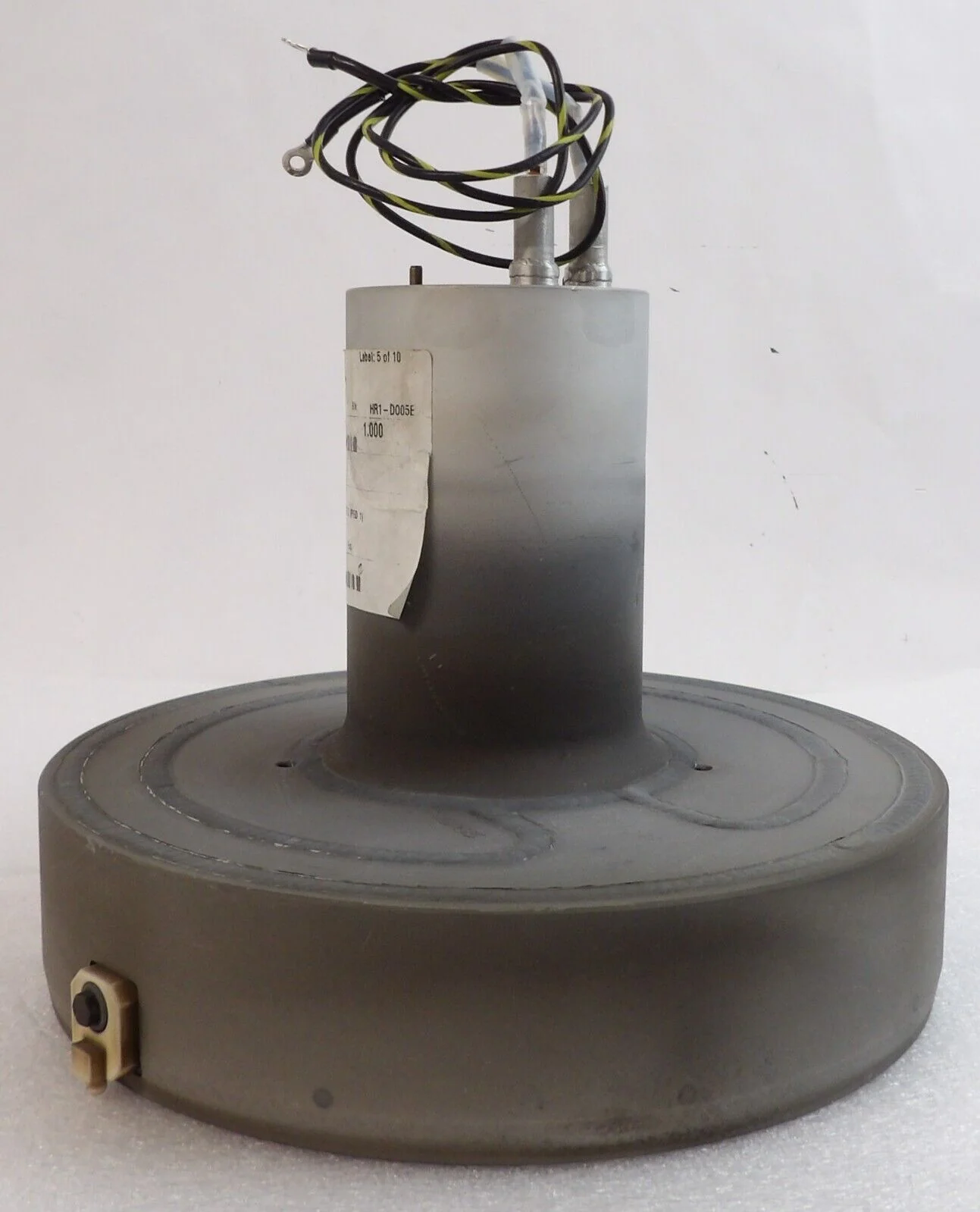 Lam Research 811-02550-00 8" 200mm Wafer Pedestal Heater PED Working Surplus - Image 3
