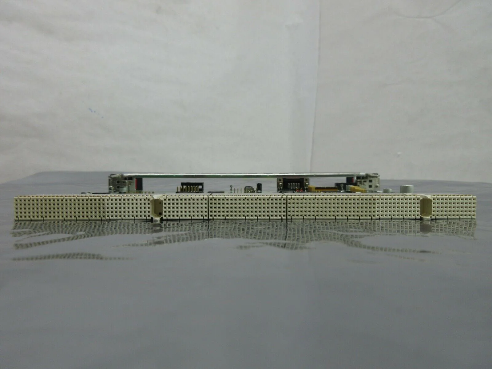 Lasertec C-100753B Processor PCB Card EDGE DET Y C-100752B EDGE_DET2 Used - Image 4