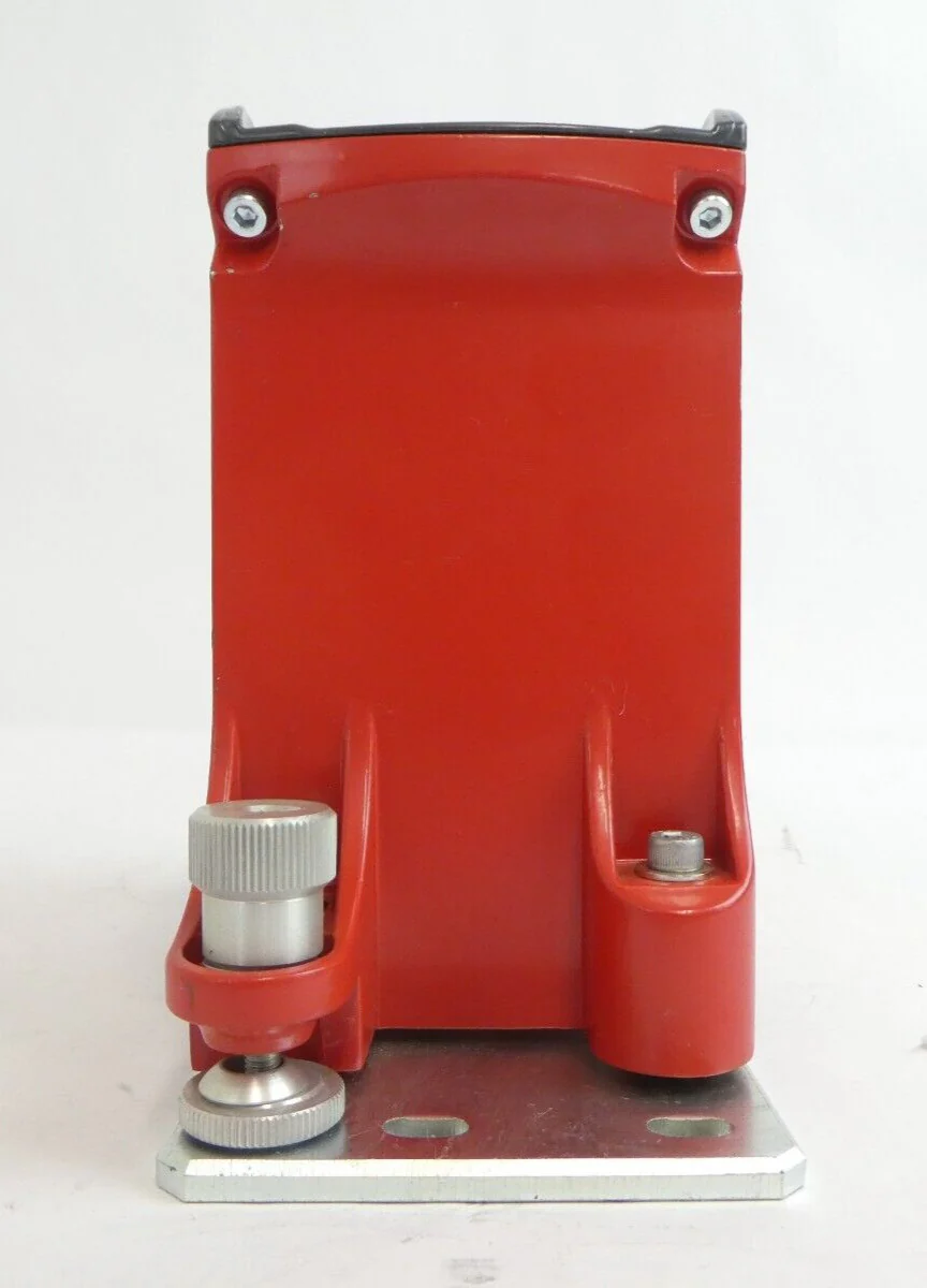 Leuze Electronic 50113678 Optical Distance Sensor AMS 304i 120 Working - Image 3