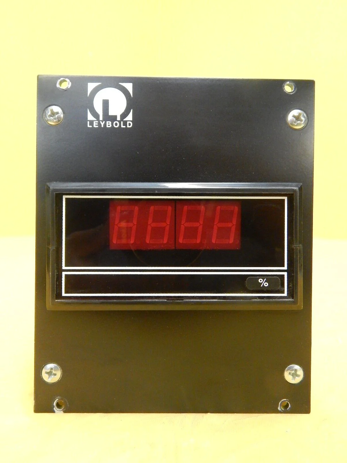 Leybold Vacuum 72142057-C Digital Temperature Gauge Meter Used Working - Image 2