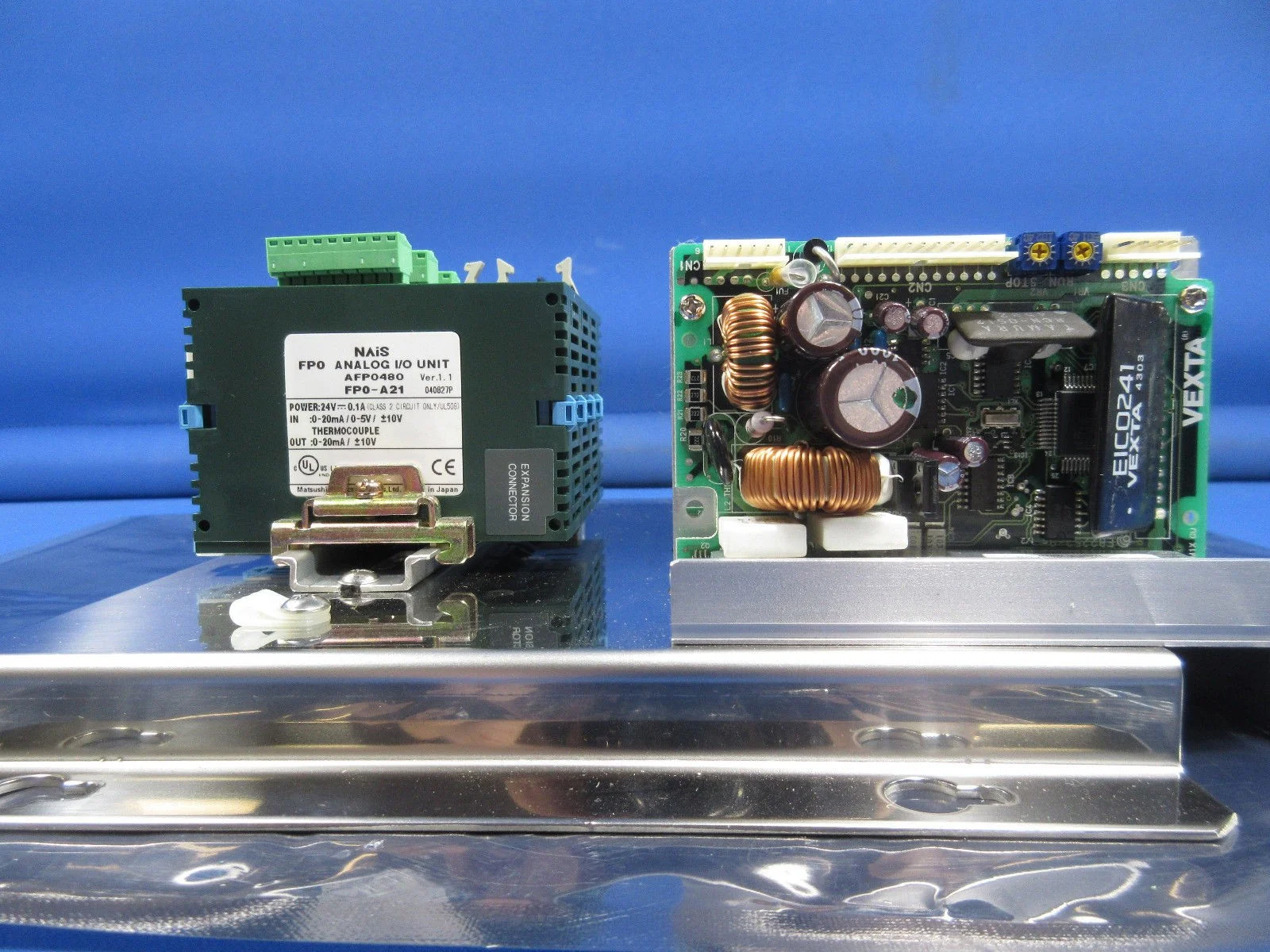 Matsushita Nais AFP0480 PLC FP0-A21 Vexta DFC1507 Cosel R10A-5 Used Working - Image 6