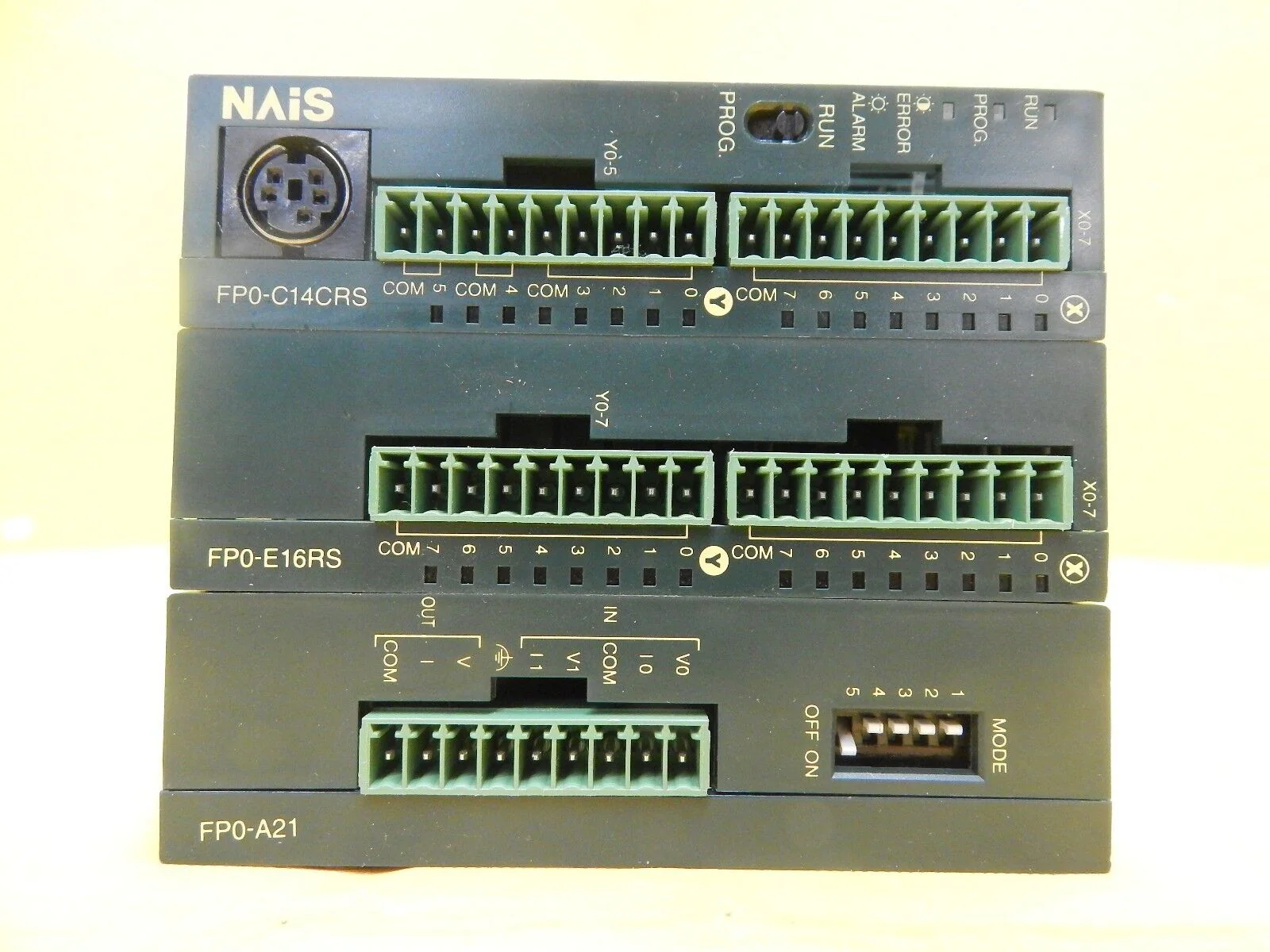 Matsushita NAiS Programmable PLC System FP0-C14 FP0-E16 FP0-A21 Used Working - Image 2