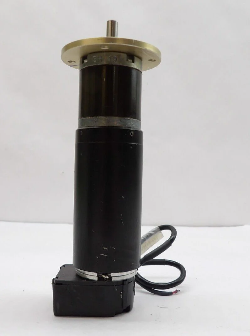 Maxon Motor 144726 WJ Manipulator DC Motor Reseller Lot of 2 Working Surplus - Image 2