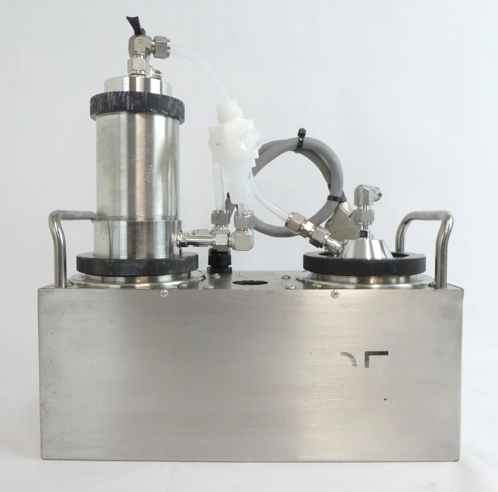 Millipore W2501PH01 Photoresist Pump Photo-250 Stainless Head Working Surplus - Image 2