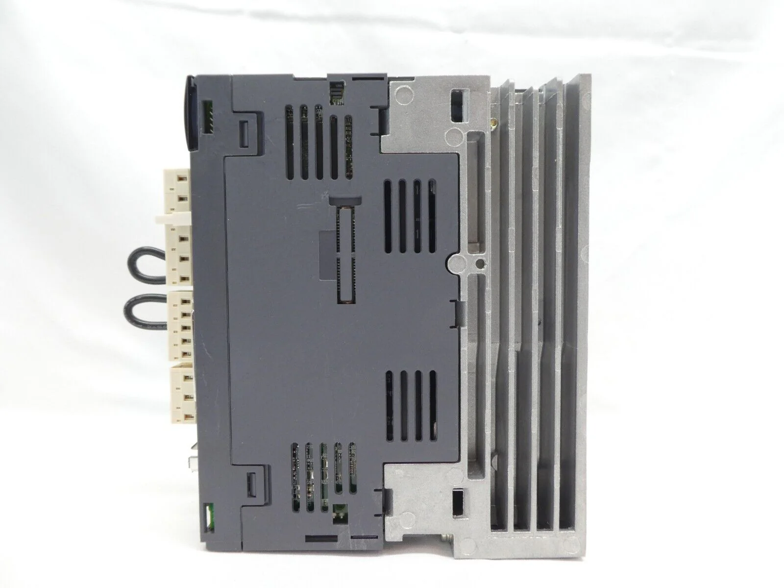 Mitsubishi MR-J3-10A-RX035T009 AC Servo Drive MELSERVO TEL 040-003863-1T New - Image 4