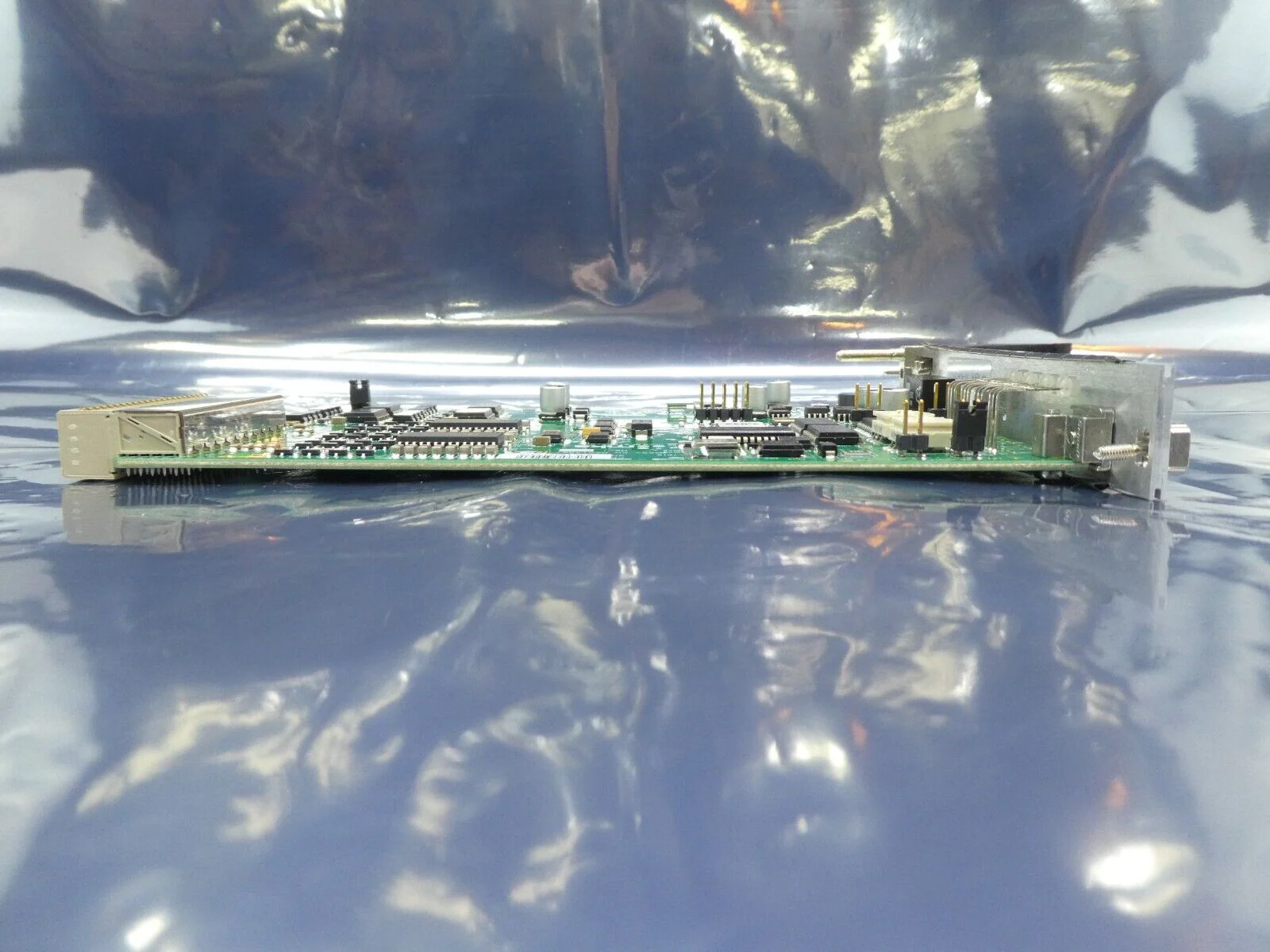 MKS Instruments AS01496-0-3 CDN496R PCB Card AMAT 0190-24283 Rev. 04 Working - Image 9