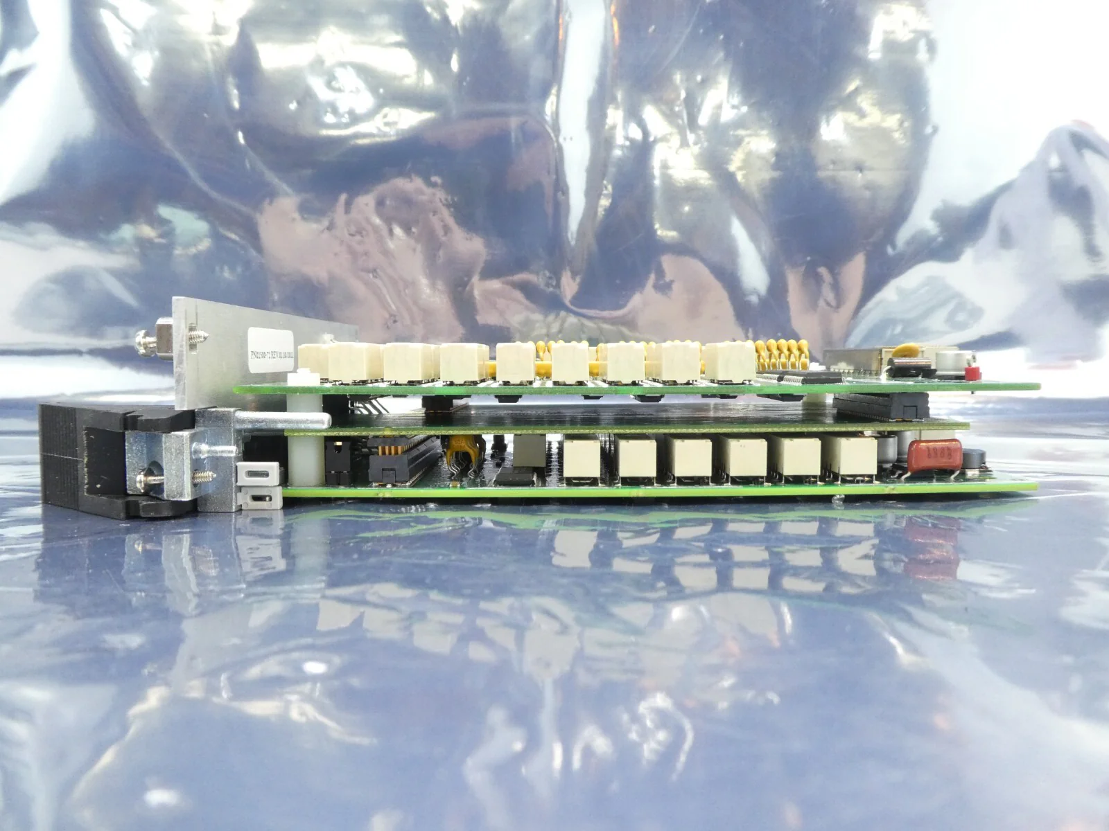 MKS Instruments AS01500-71 Interlock Module PCB Card CDN500R-71 AMAT 0190-38266 - Image 6