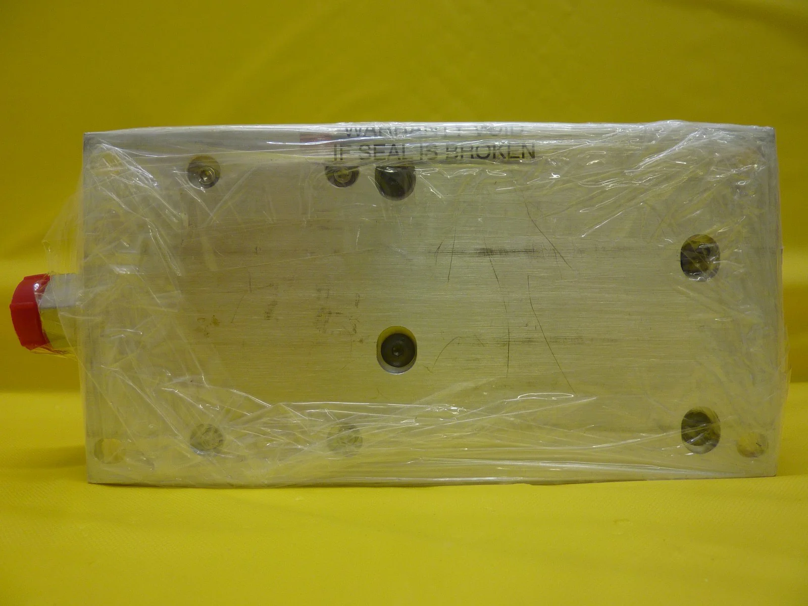 MKS Instruments FRCA-25761 Delta Flow Ratio Controller 2000 SCCM N2 New Surplus - Image 7