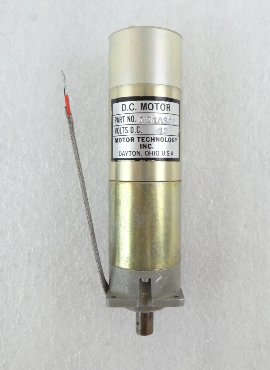 Motor Technology 121A326 DC Motor Varian VSEA 106157001 Reseller Lot of 2 New - Image 2