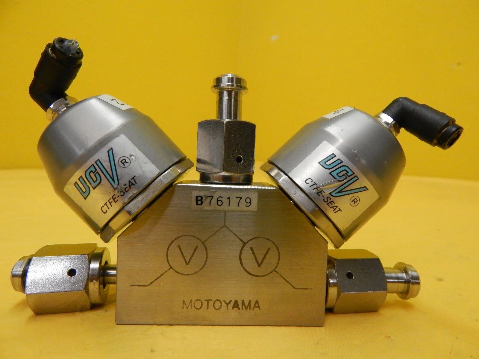 Motoyama SUSF316L 3-Way Diaphragm Valve Normally Closed UCV Series Used Working - Image 2