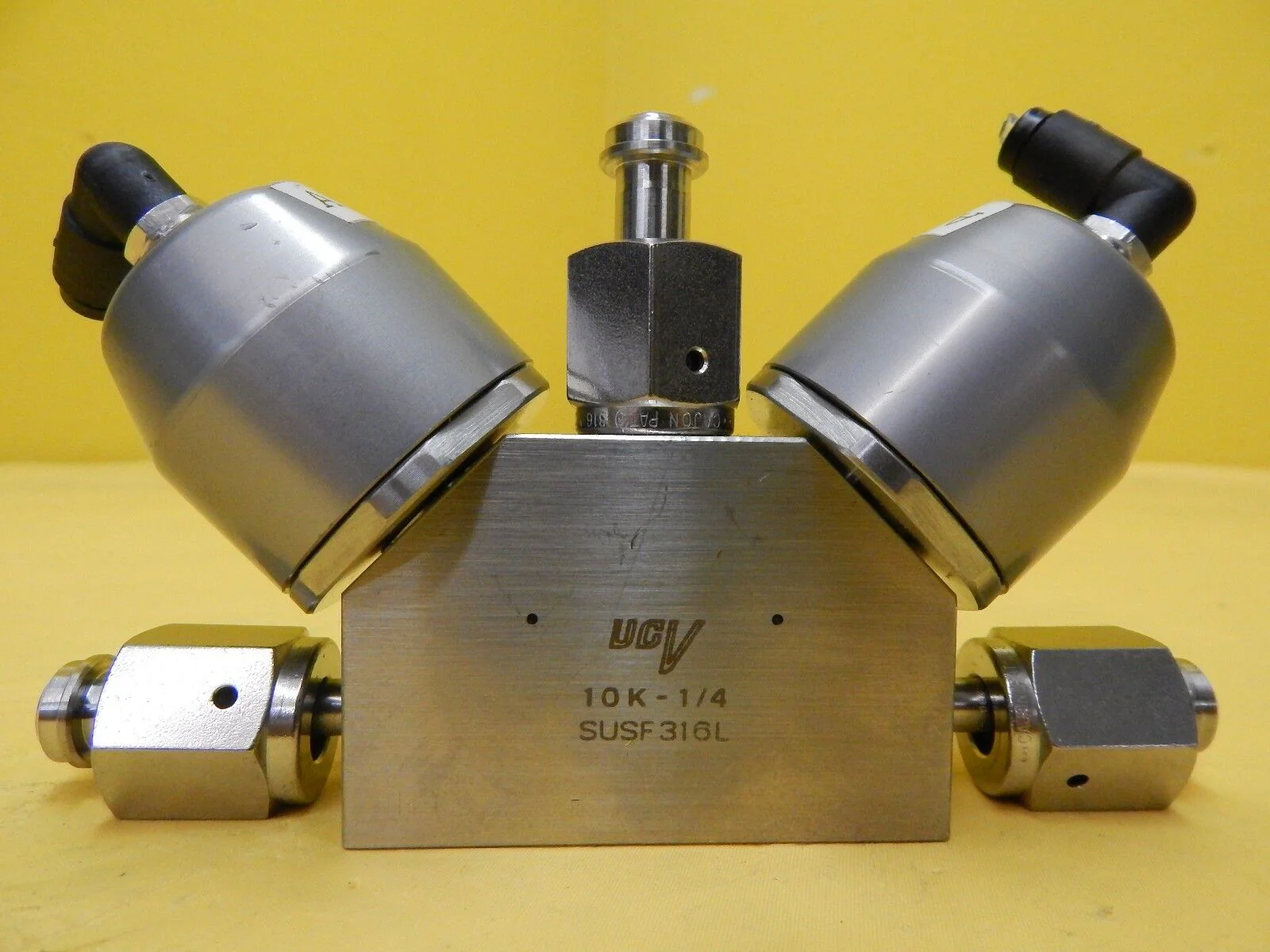 Motoyama SUSF316L 3-Way Diaphragm Valve Normally Closed UCV Series Used Working - Image 4