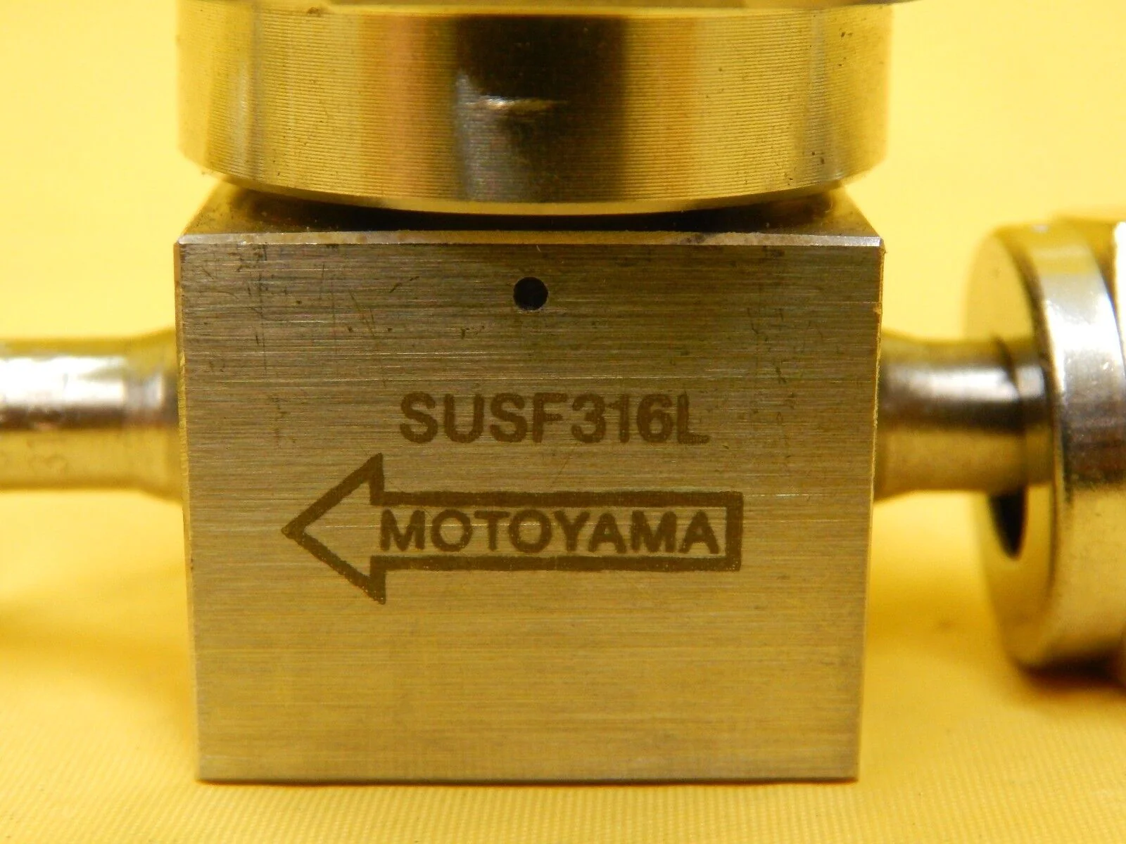 Motoyama SUSF316L Pneumatic Valve Normally Closed UCV Series Lot of 5 Used - Image 8