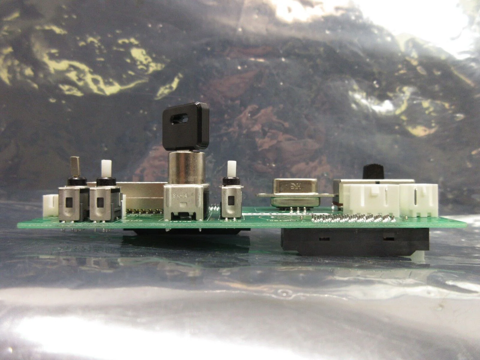 Muratec HASSYC810301 Operator Interface PCB with Key M197 2/2 Used Working - Image 4