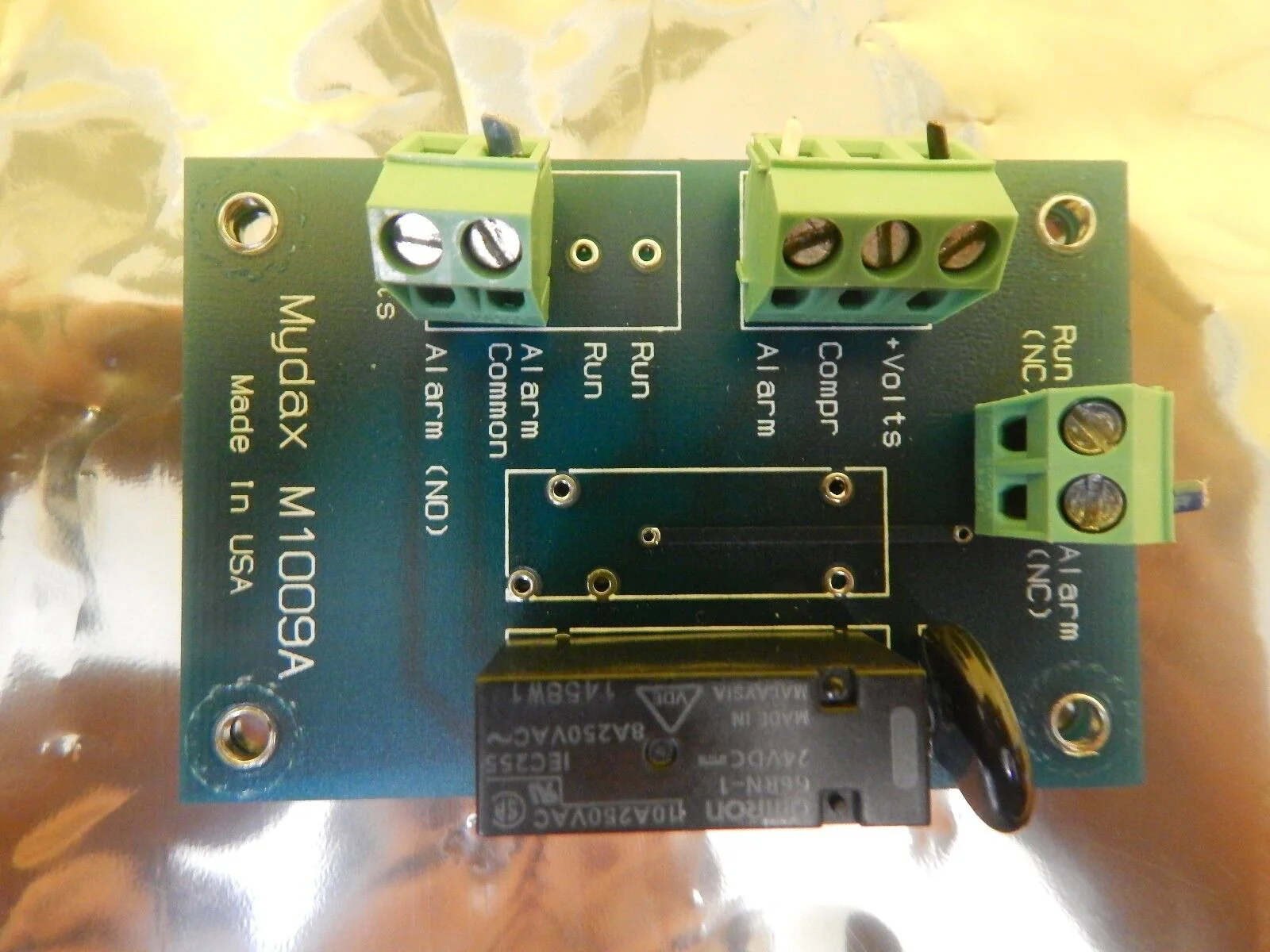 Mydax M1009A Single Relay Interface Board PCB Chiller 1VL5WA1 Used Working - Image 5