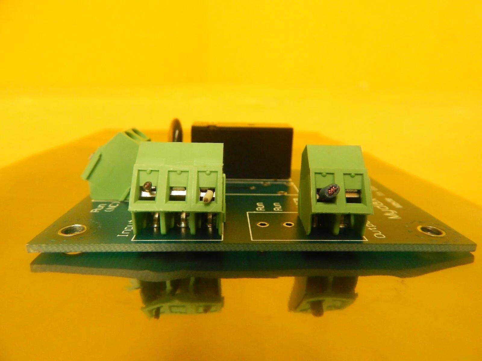 Mydax M1009A Single Relay Interface Board PCB Chiller 1VL5WA1 Used Working - Image 7