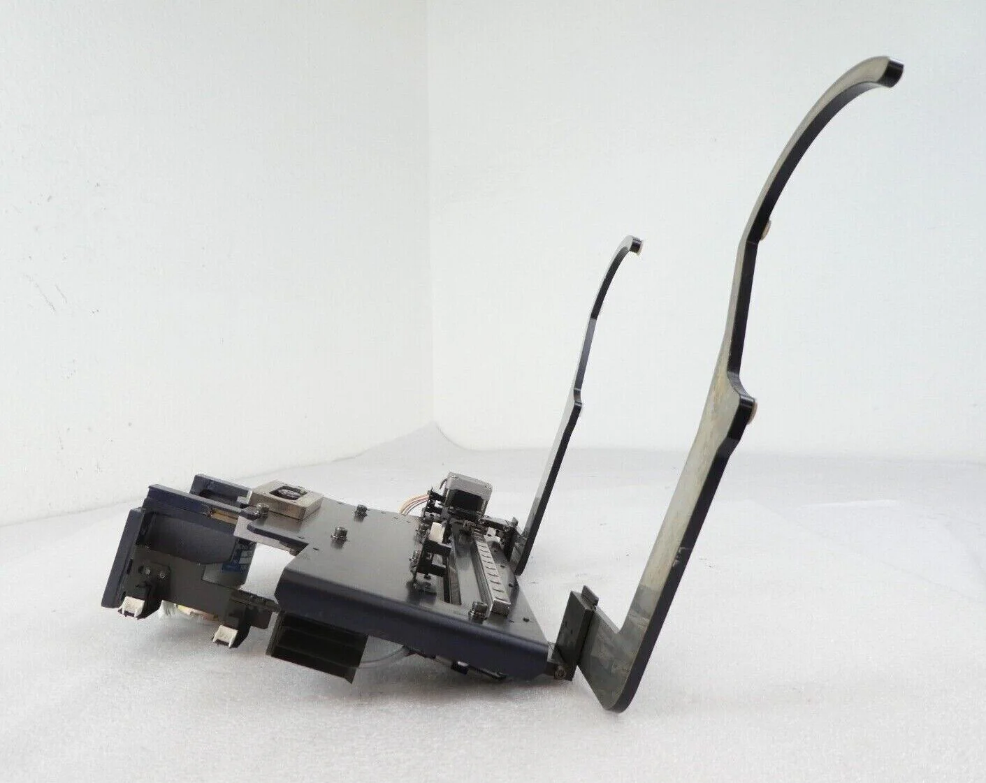 Nikon NWL860 200mm Wafer Inspection Dual Change Arm Assembly Working Surplus - Image 5