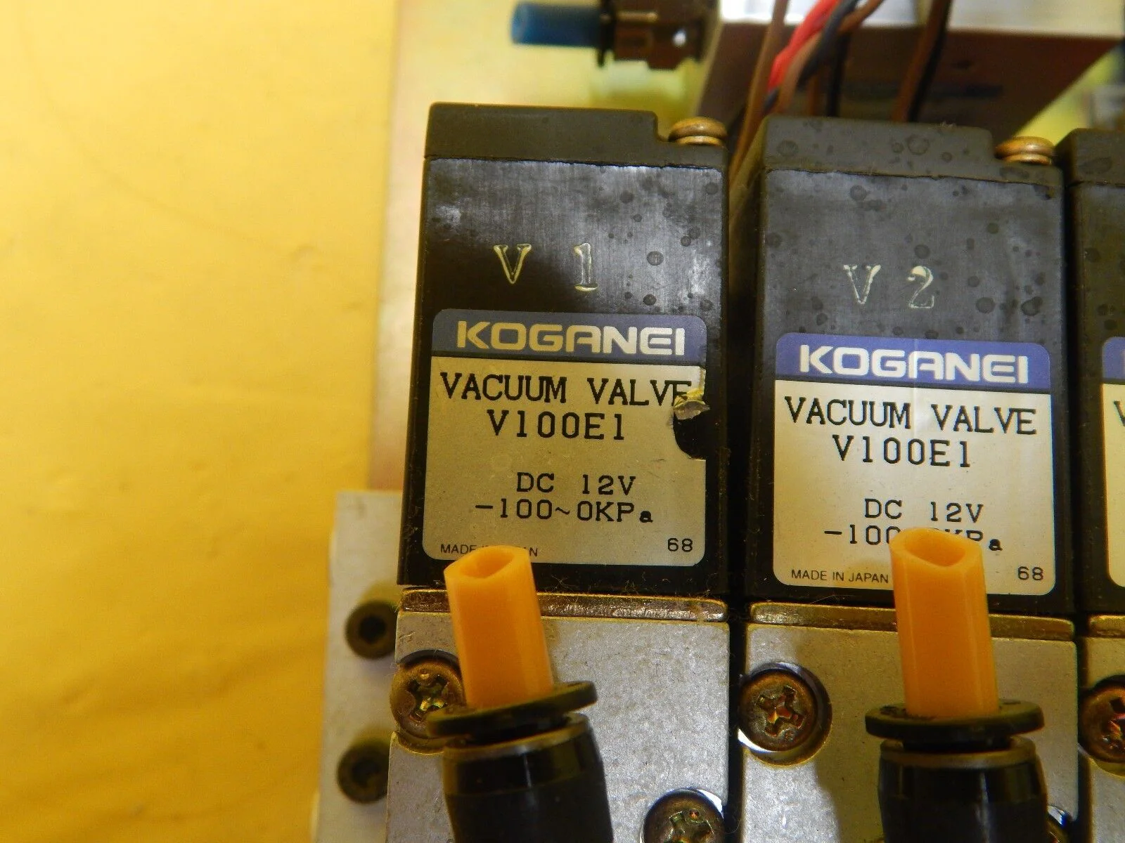 Nikon Pneumatic Manifold Koganei HM7F-9W V100E1 OPTISTATION 3 Used Working - Image 7