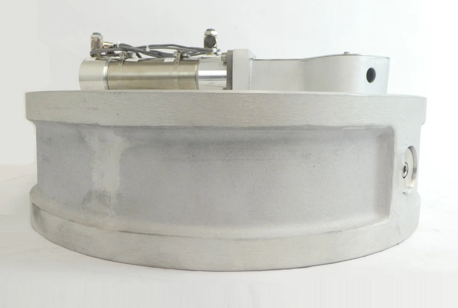 Nor-Cal Products 020421-1 Throttling Pendulum Valve SPUSD/1010E0054 Refurbished - Image 5