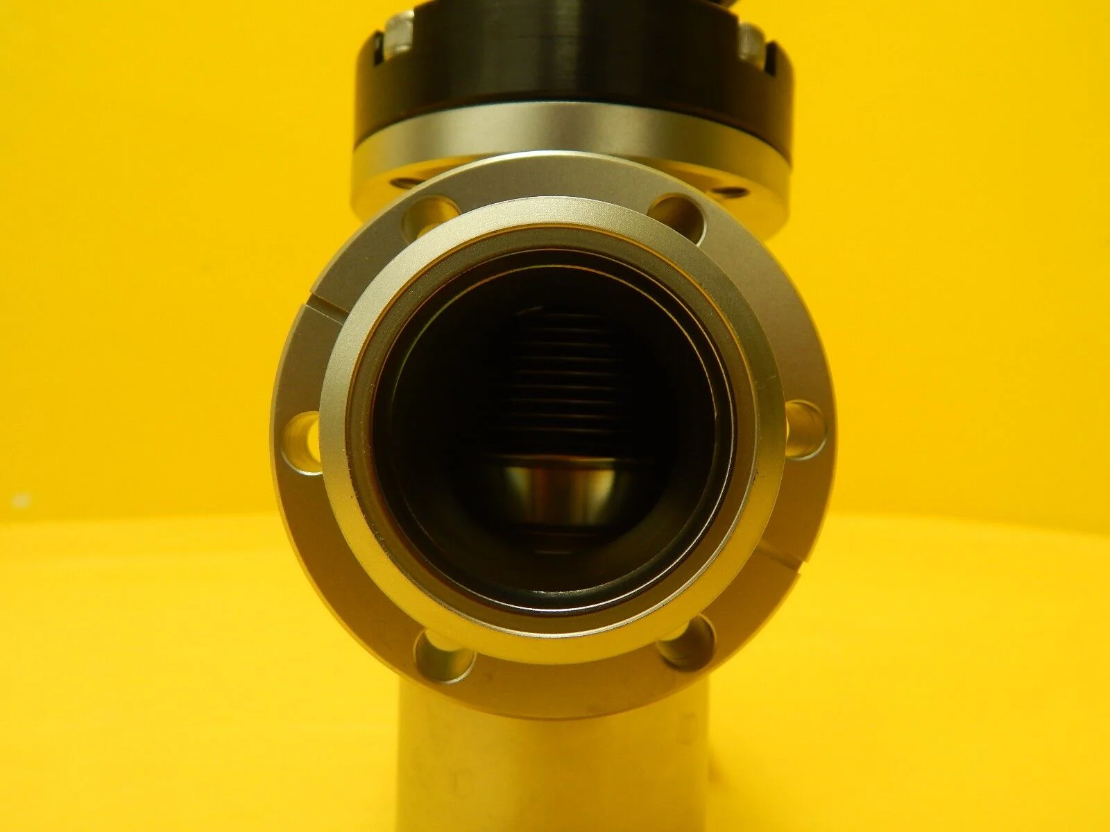 Nor-Cal Products A121178 Manual Angle Isolation Valve Used Working - Image 4