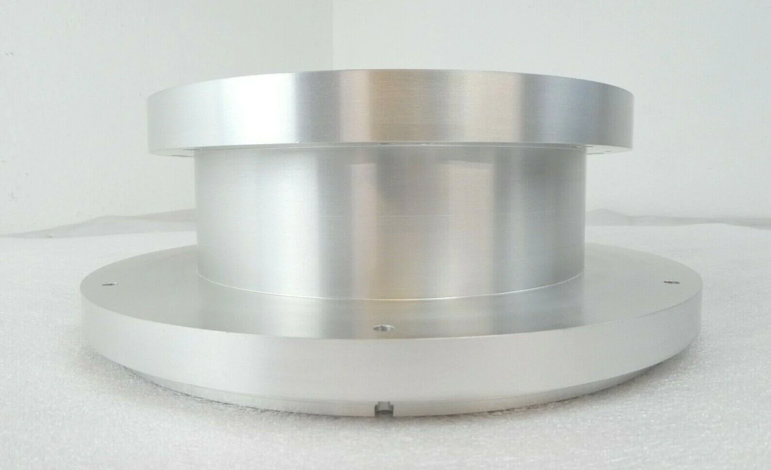 Novellus Systems 15-141120-00 300mm PVD Dummy Pedestal Rev. 1 Working Surplus - Image 4