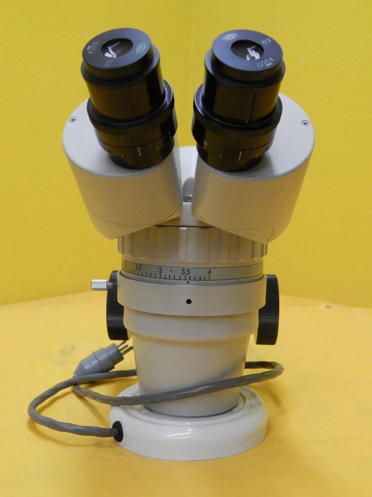 Olympus SZ Stereoscopic Zoom Microscope Head 0.7-4X G20X Support Block Used - Image 2