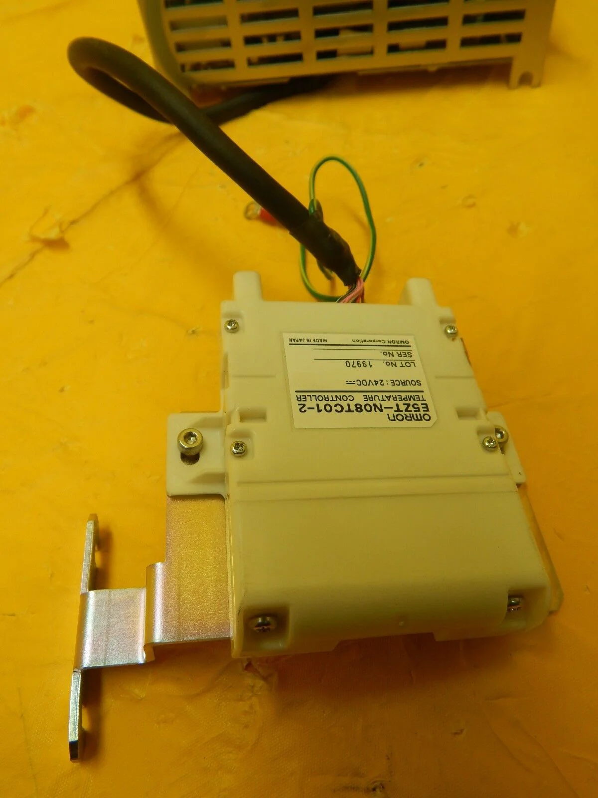 Omron E5ZT-N08TC01-2 Temperature Controller Assembly Used Working - Image 6