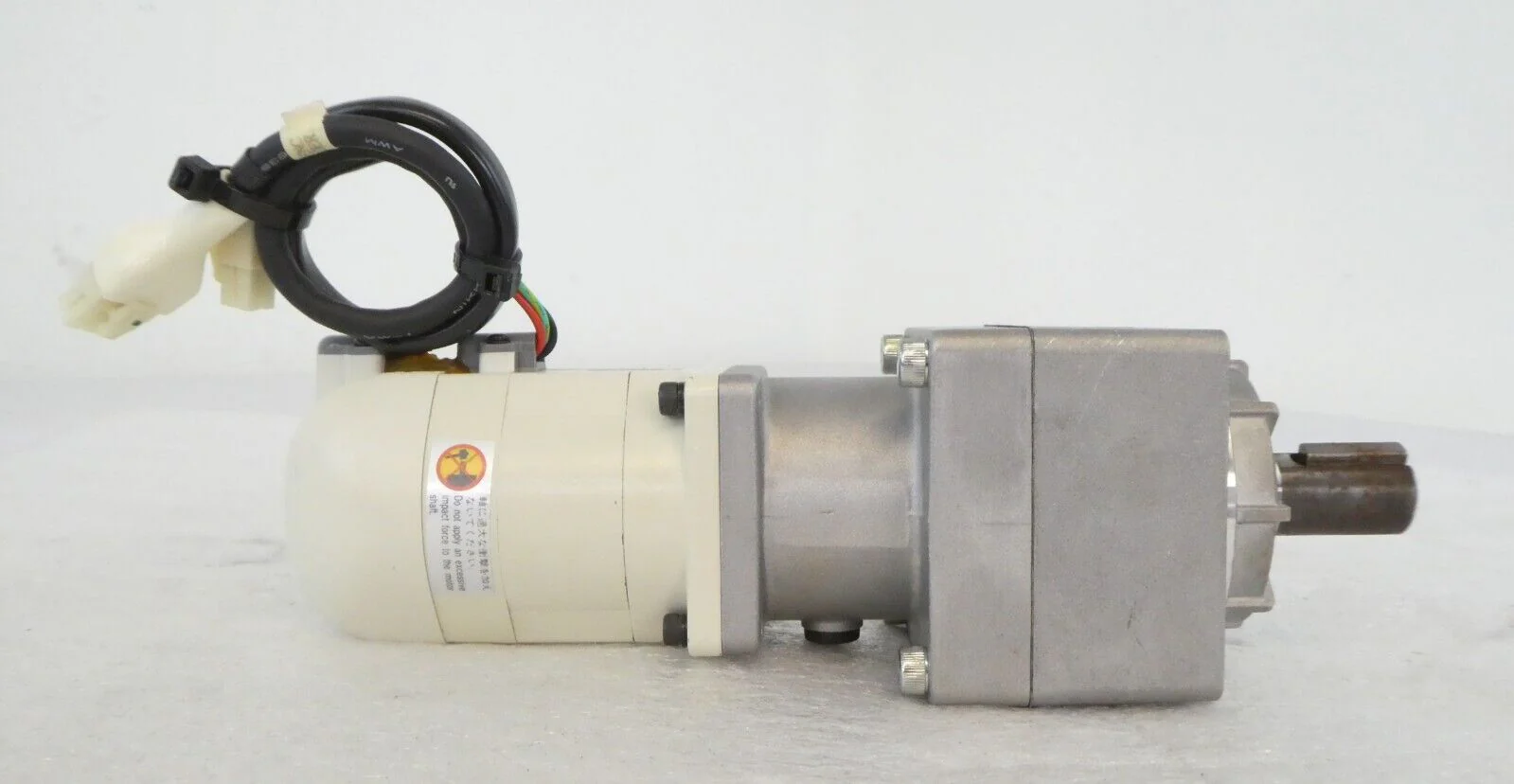 Panasonic MSM021P33 AC Servo Motor Gearhead VRKF-9C-200 lot of 2 Working - Image 4