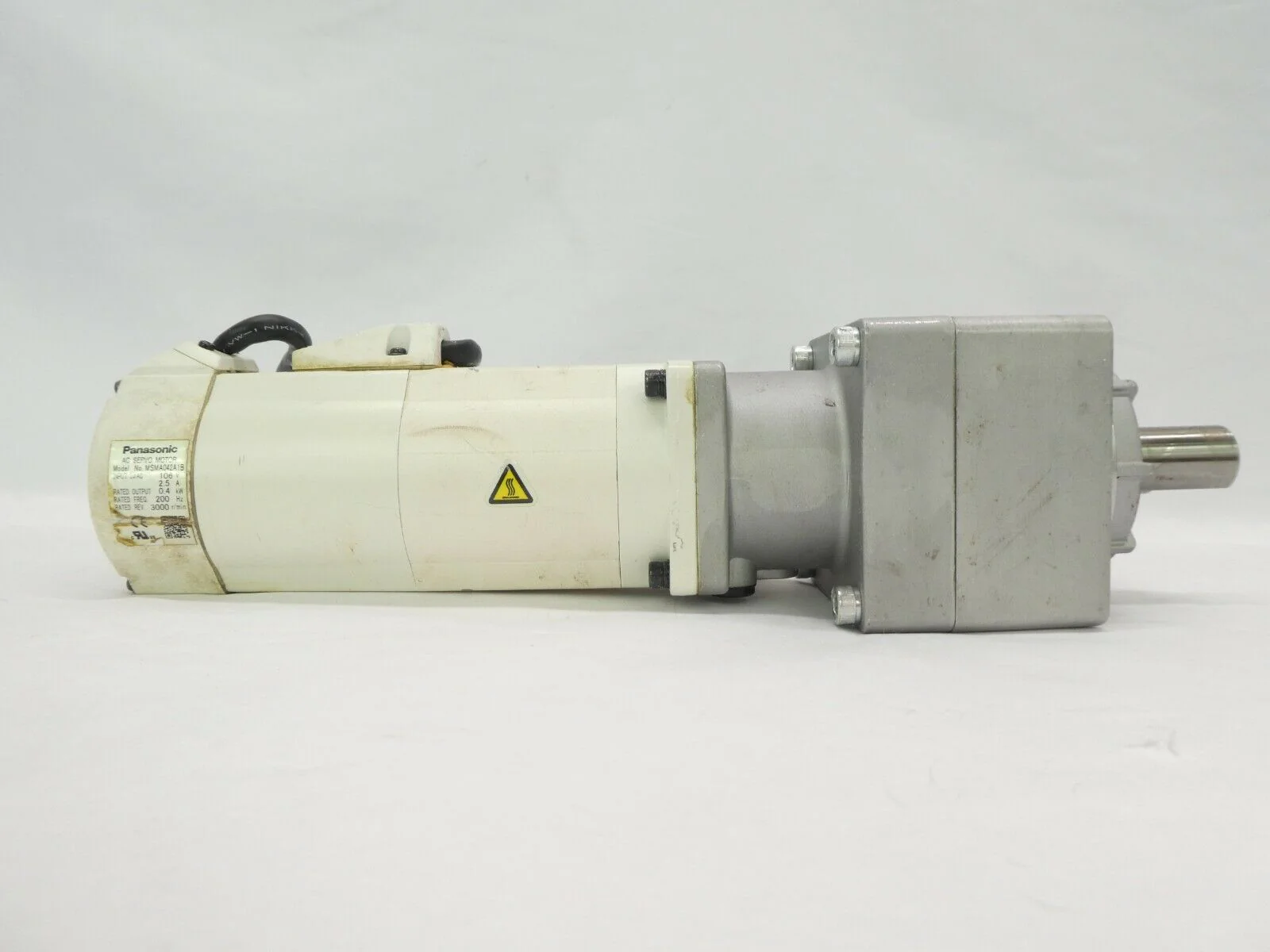 Panasonic MSMA042A1B AC Servo Motor MSMA042A84 VRSF-15C-400 Working Surplus - Image 3