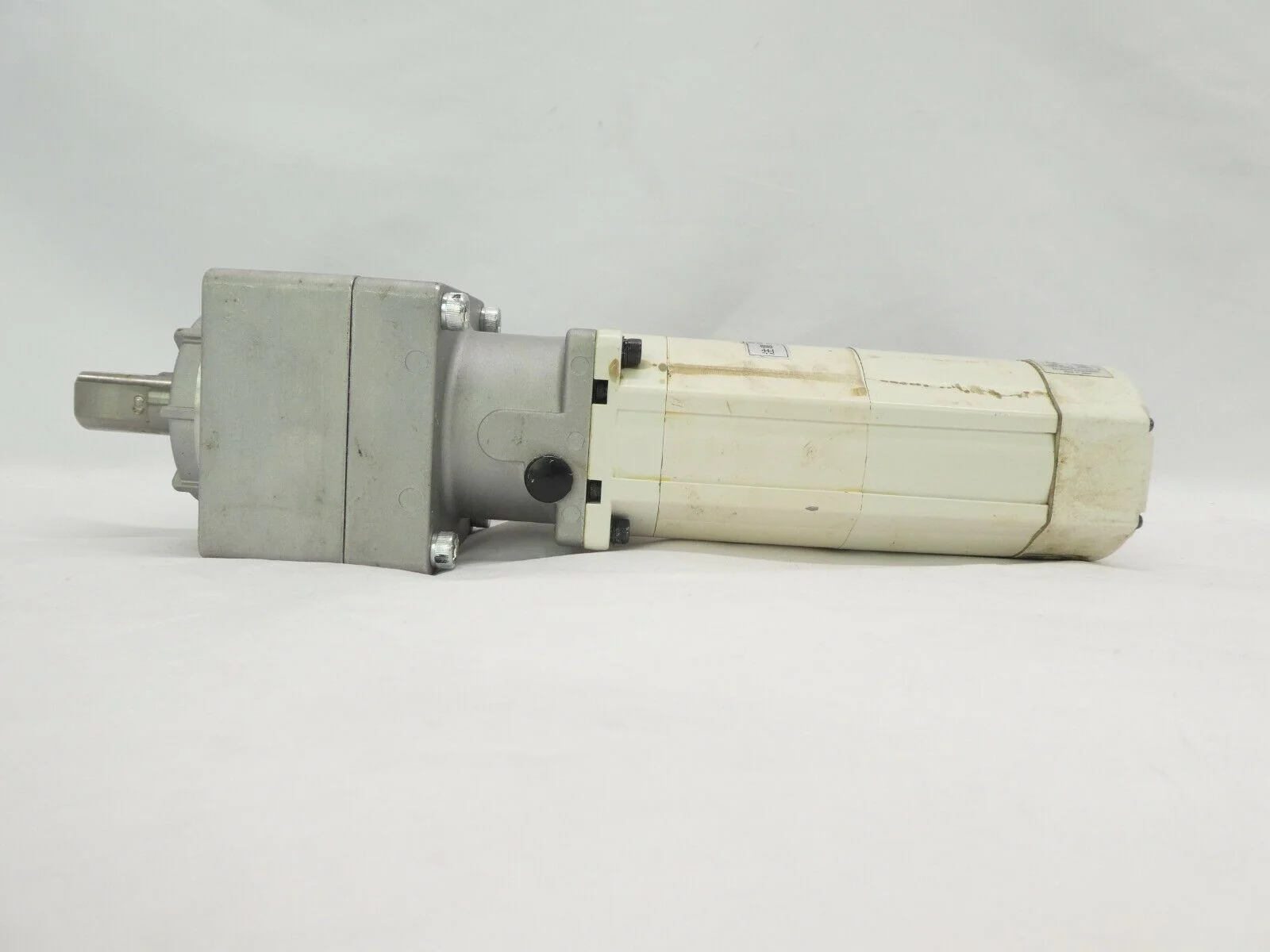 Panasonic MSMA042A1B AC Servo Motor MSMA042A84 VRSF-15C-400 Working Surplus - Image 5