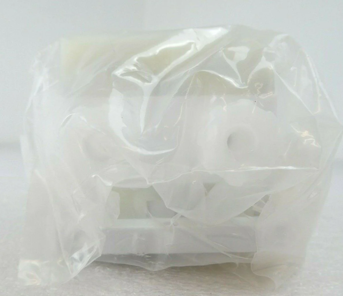 Parker Hannifin CASY-1446 Valve Block Lam Research 766-020032-001 New Surplus - Image 4
