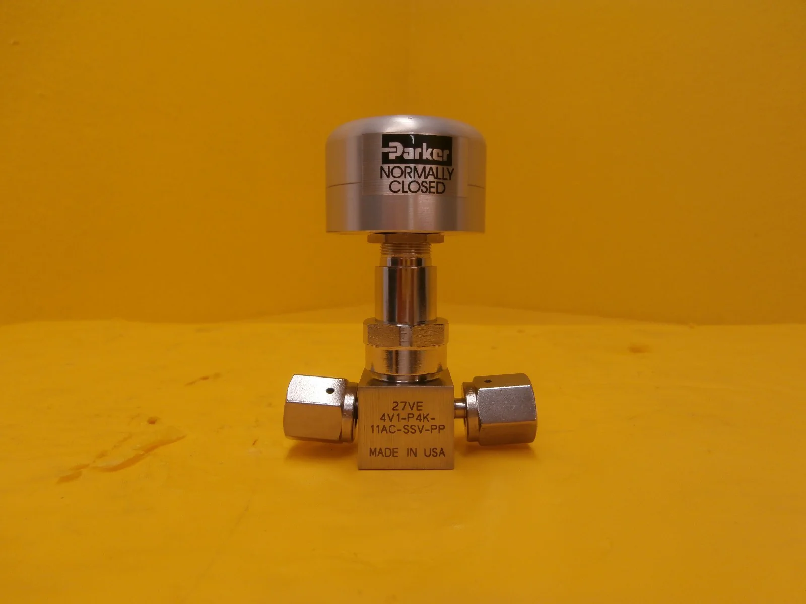 Parker Veriflo 4V1-P4K-11AC-SSV-PP High Purity Bellows Valve Used Working - Image 3