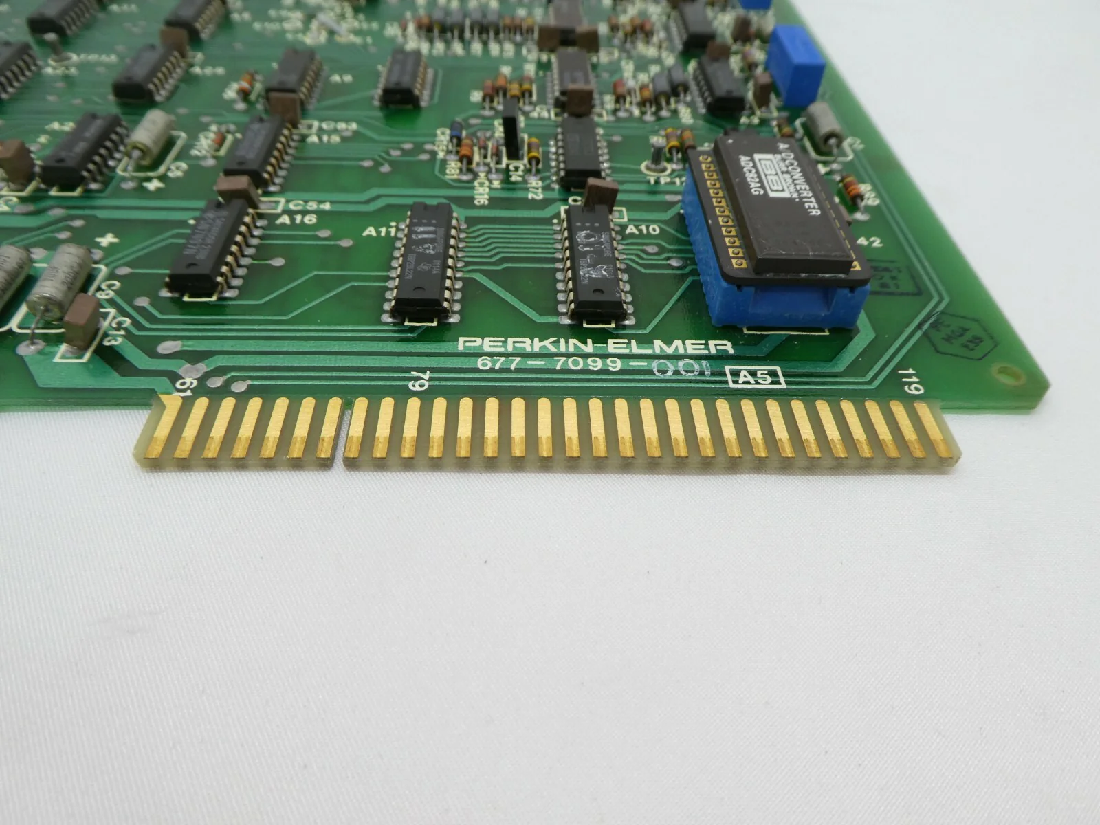 Perkin-Elmer 677-7099-001 A/D Converter PCB Card 677-3518-001 Untested As-Is - Image 7