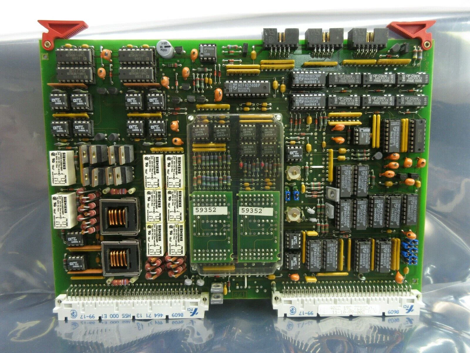 Phililps 4022.192.72182 Processor Relay PCB Card LNSA FEI Company XL 830 Used - Image 2