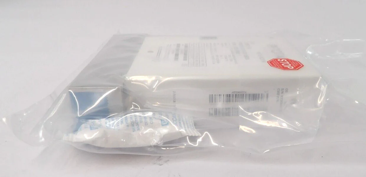 Pivotal 32-05036 Mass Flow Controller MFC 1000 SCCM O2 New Surplus - Image 5