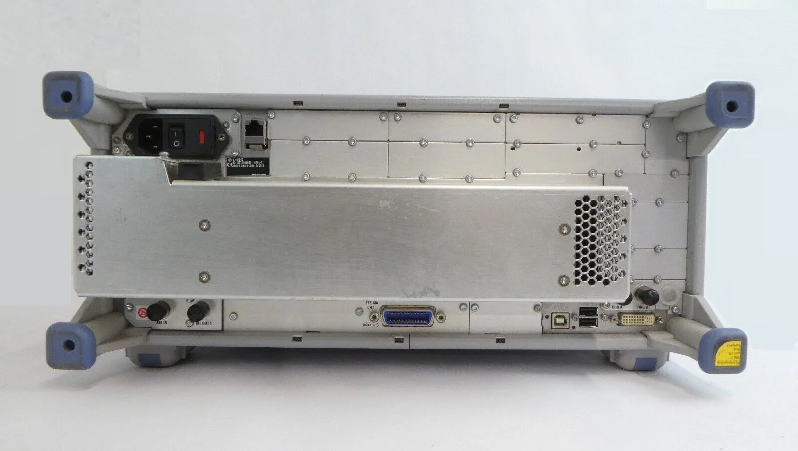 Rohde & Schwarz 1201.0002K50 Wideband Radio Tester CMW 500 Working - Image 2