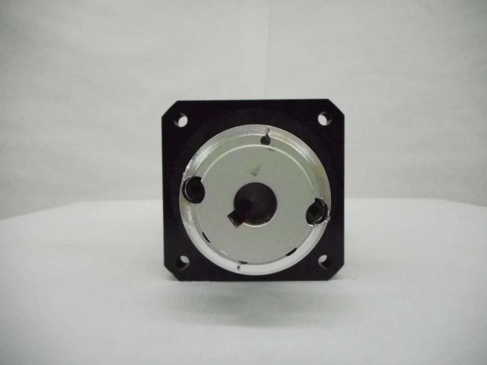 Sanyo Denki 103G814-5730 Motor With Thomson Micron X32-113-353 Gear Head XDT90-0 - Image 2