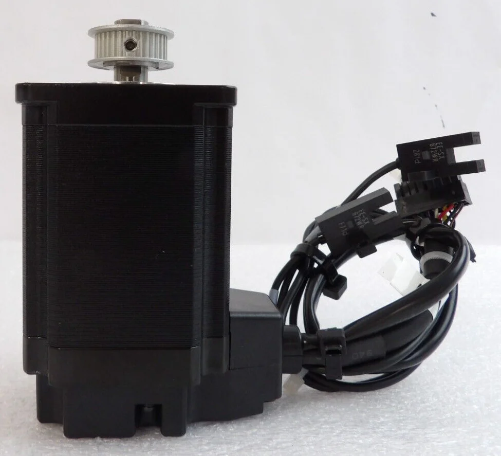Sanyo Denki PBM565DXC20A01 Stepping Motor PBM565DXC20 Lot of 3 Working - Image 5