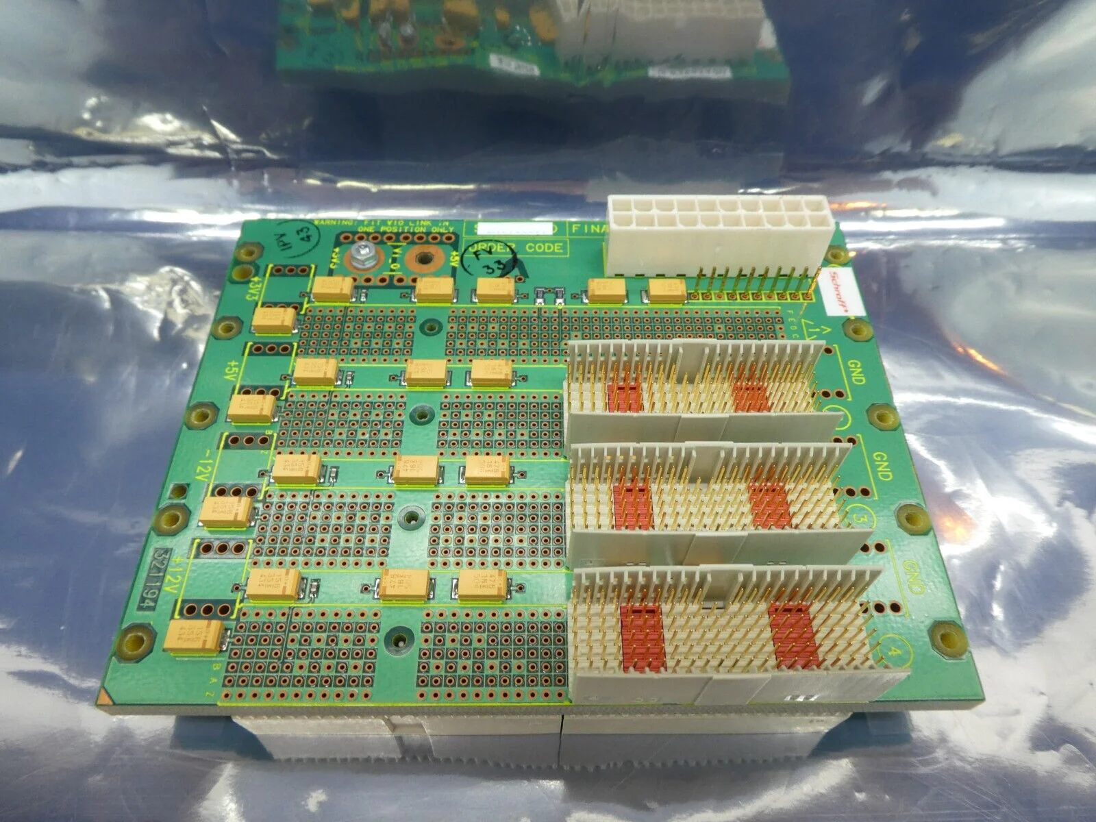 Schroff 06-01695890 CompactPCI Backplane PCB 321194 Working Surplus - Image 5