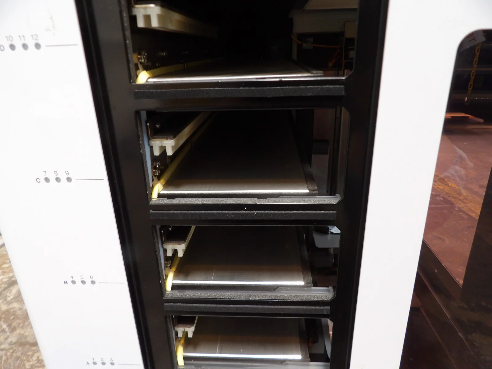 Shimadzu 228-45164-42 Prominence Rack Changer II No Trays Surplus Spare As-Is - Image 8