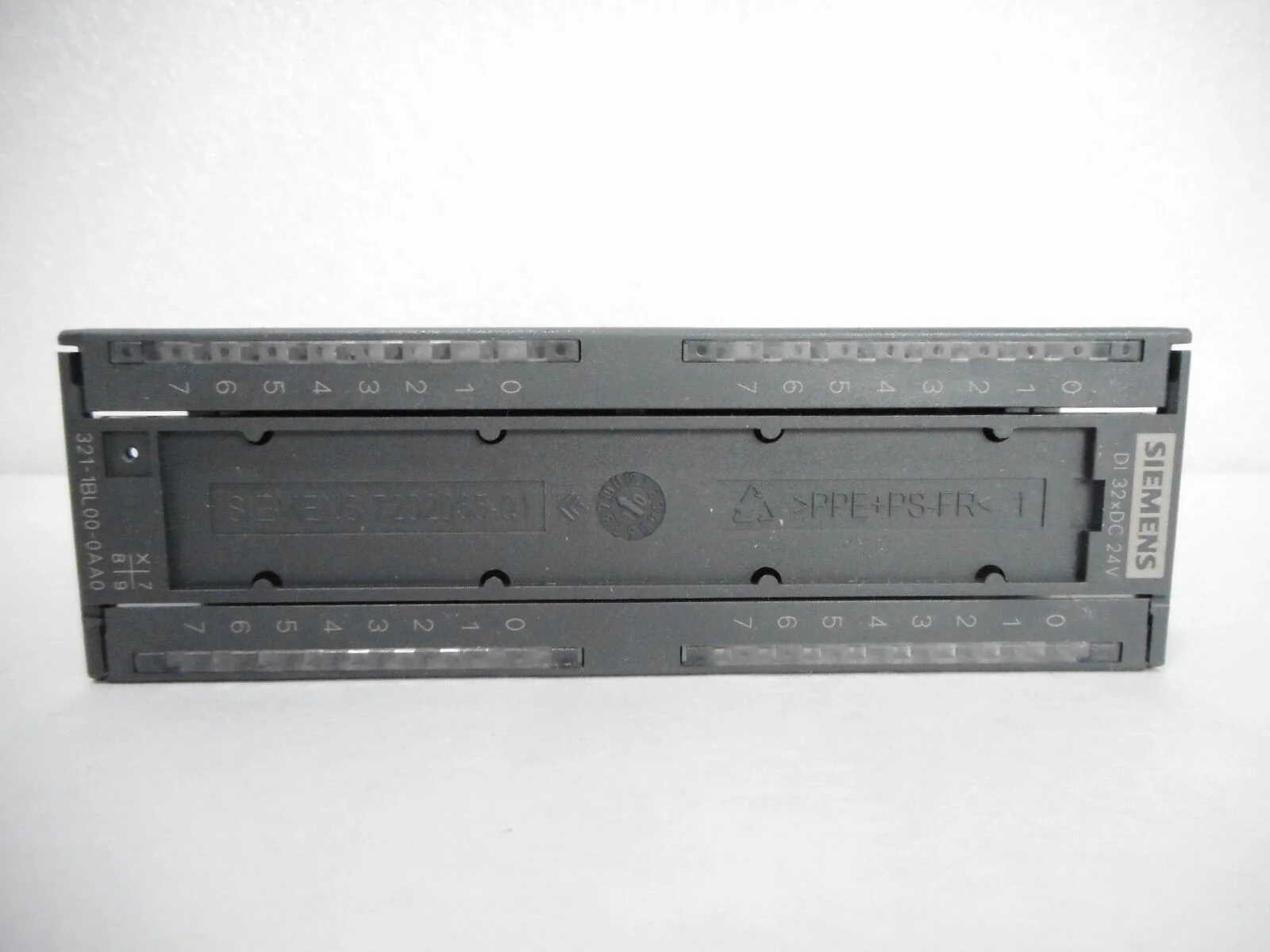 Siemens 6ES7 321-1Bl00-0AA0 Digital Input Module SIMATIC S7 New Surplus - Image 4