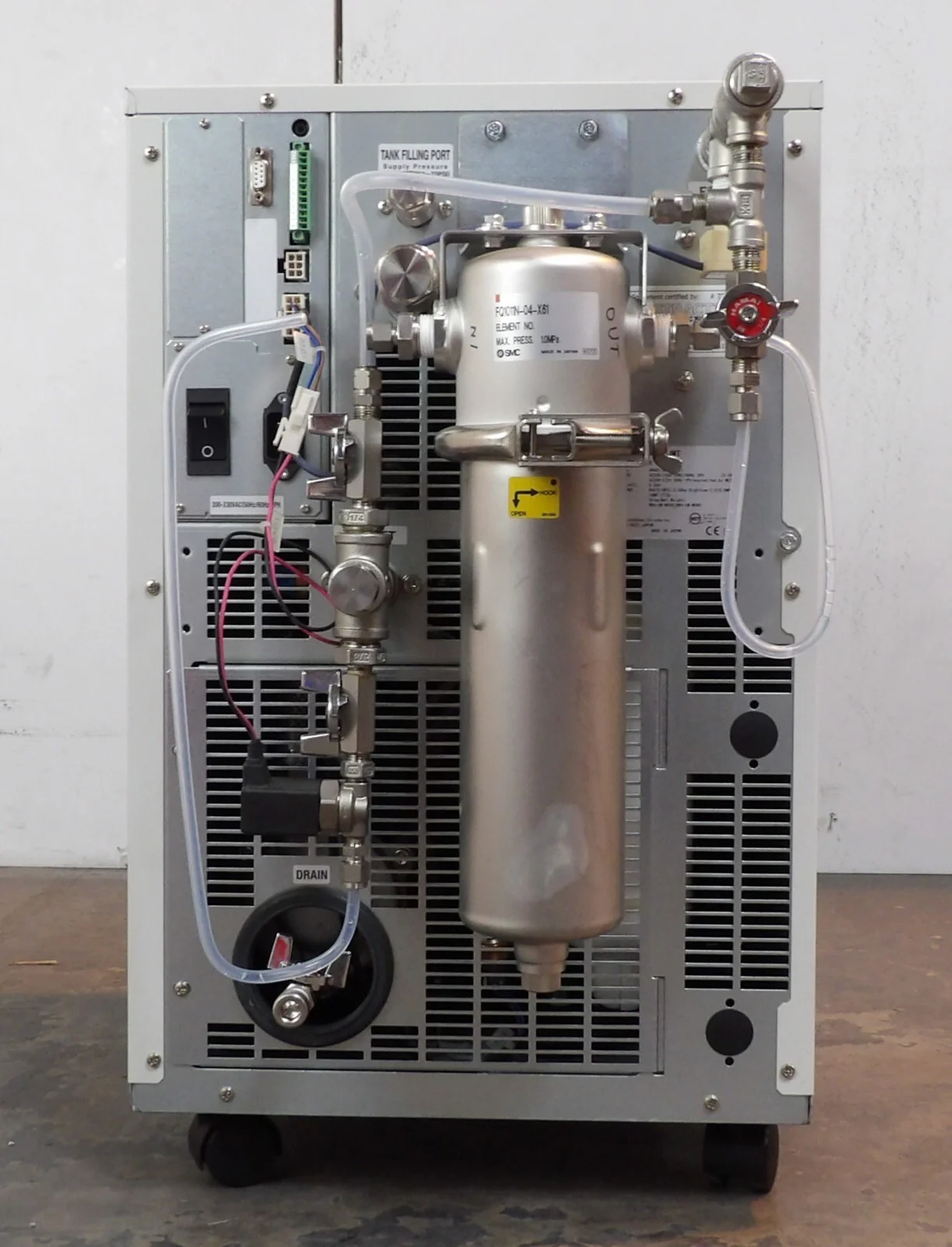SMC HRS012-AN-20-JMT Single Phase Thermo Chiller 200-230 Vac 50/60Hz Working - Image 4