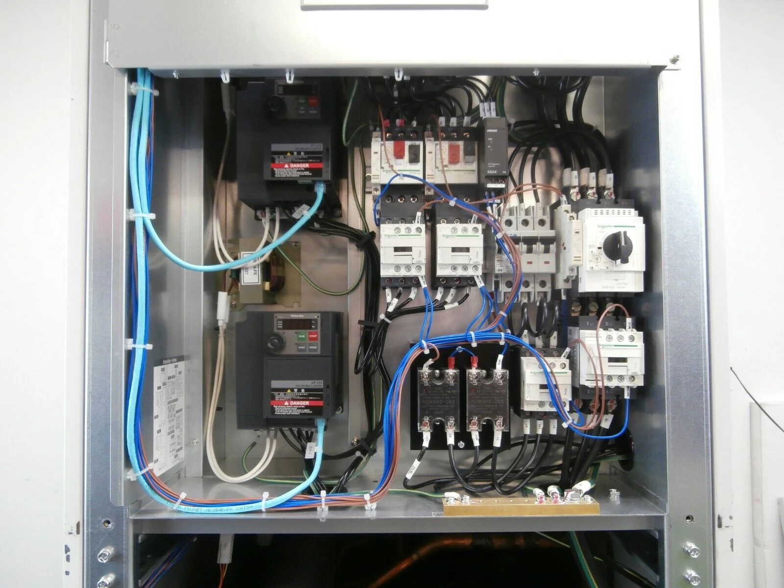 SMC INR-495-009 Recirculating Chiller THERMO CHILLER Lam 778-241422-001 New - Image 8