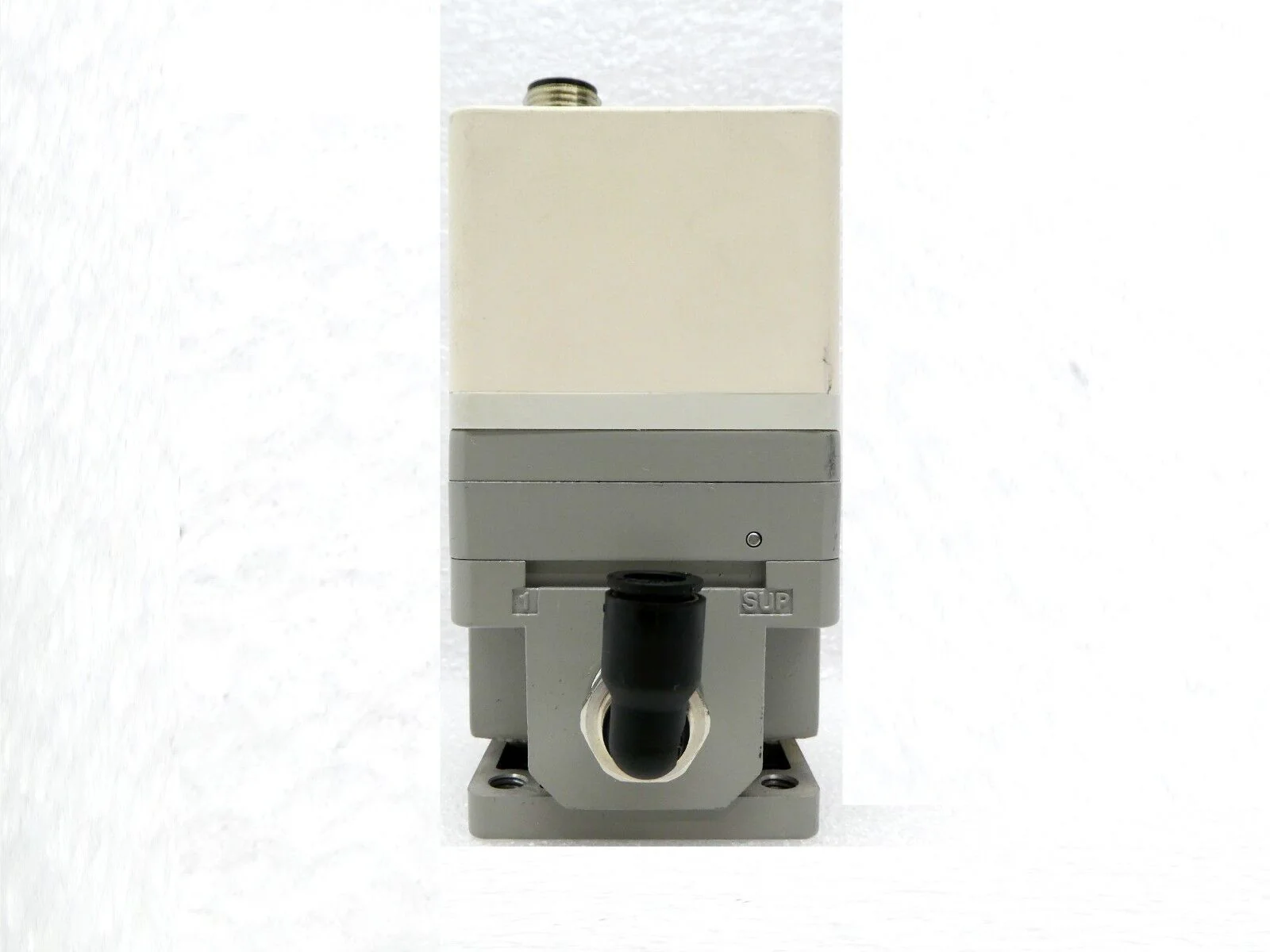 SMC ITV2030-31N2N4 Electro-Pneumatic E/P Regulator ITV2000 Series Used Working - Image 4